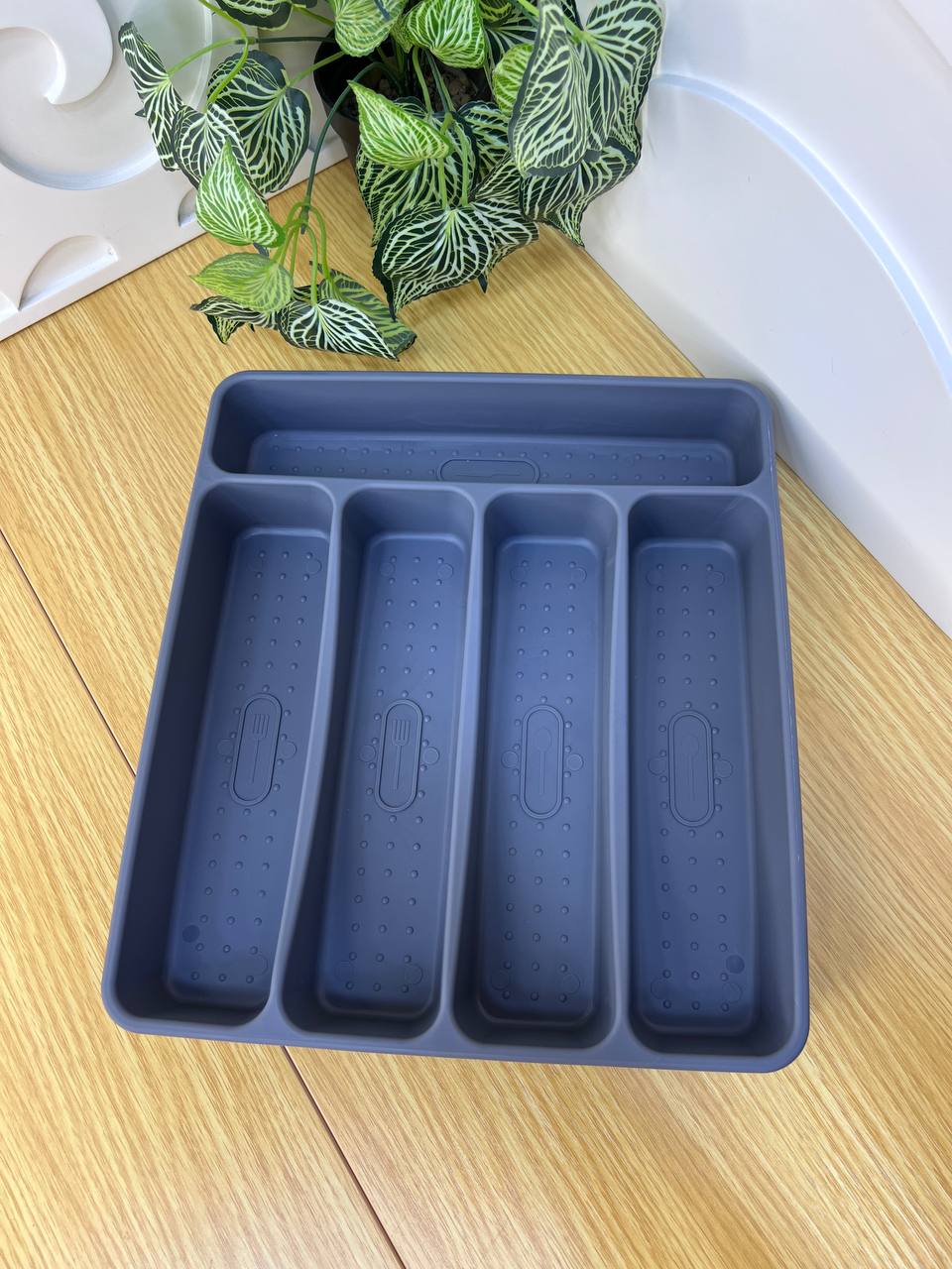 منظم المعالق