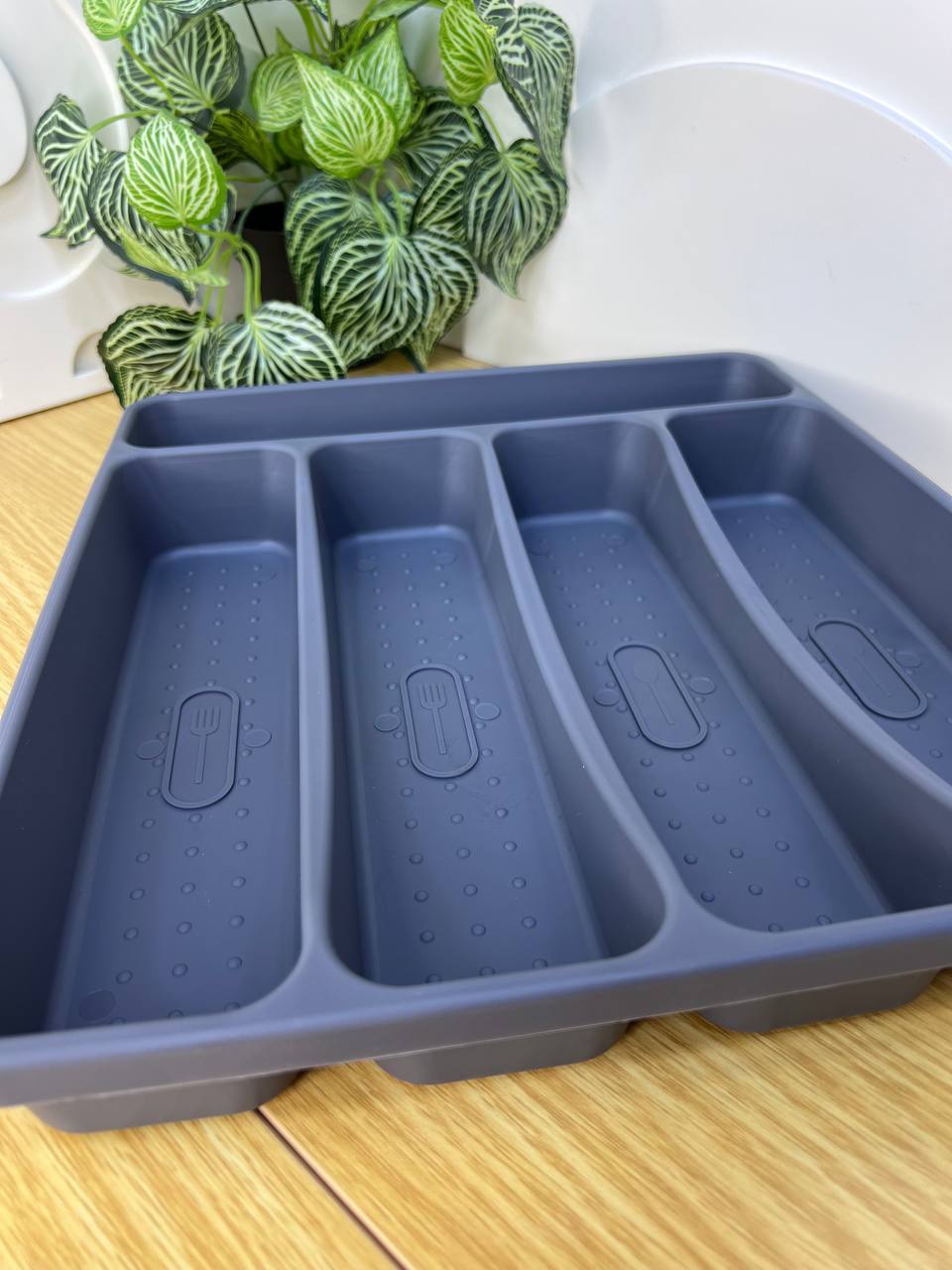 منظم المعالق